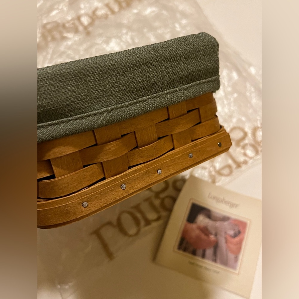 NWT LONGABERGER SMALL CORNER BASKET & SAGE LINER. - Picture 3 of 16
